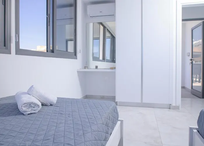 Διαμέρισμα Elegant Penthouse In Centre *