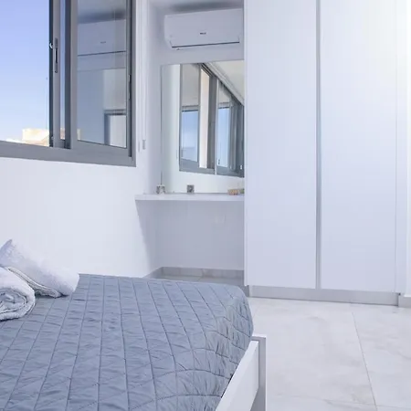 Apartmán Elegant Penthouse In Centre *