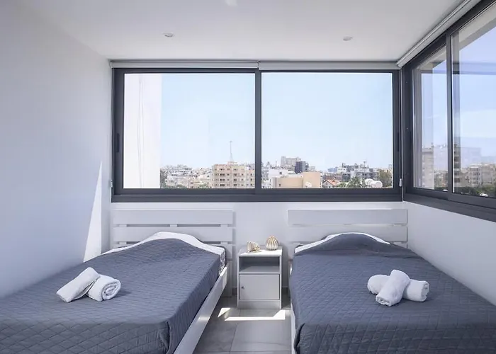 Elegant Penthouse In Centre דירה